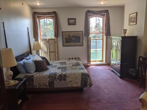 Oak Valley Inn and Suites image 33